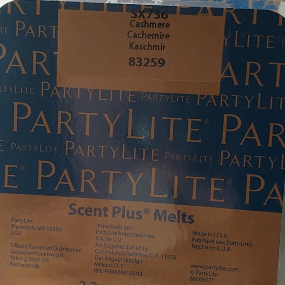 NIB PartyLite Cashmere Scent Plus Melts
